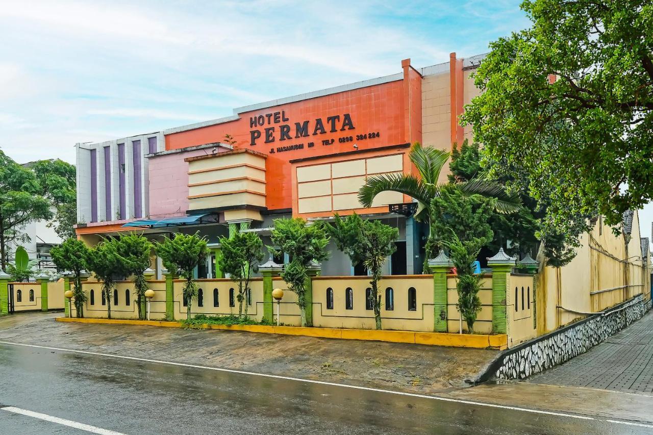 Oyo 92482 Permata 1 2*