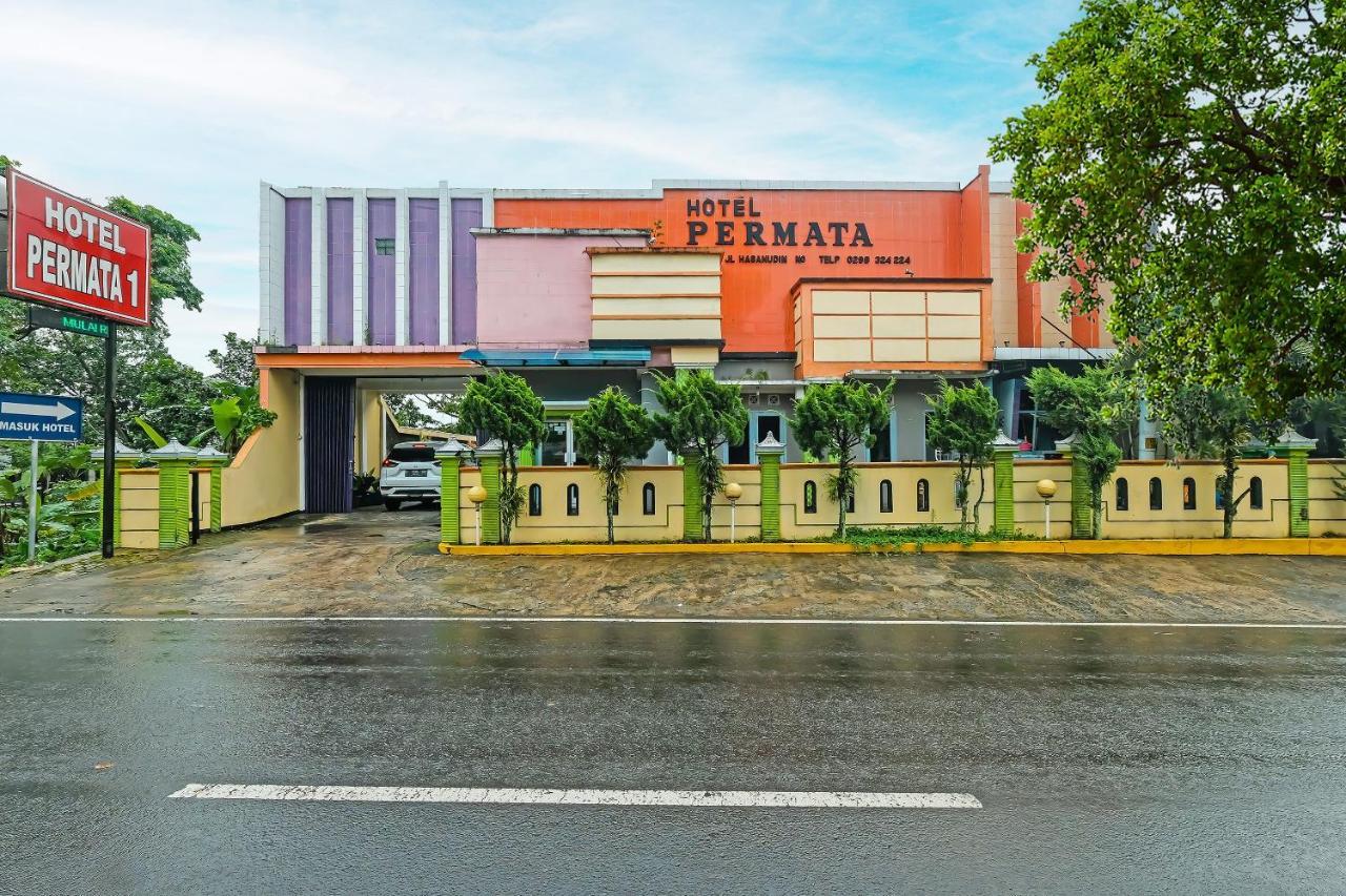 Hotel Oyo 92482 Permata 1 2*