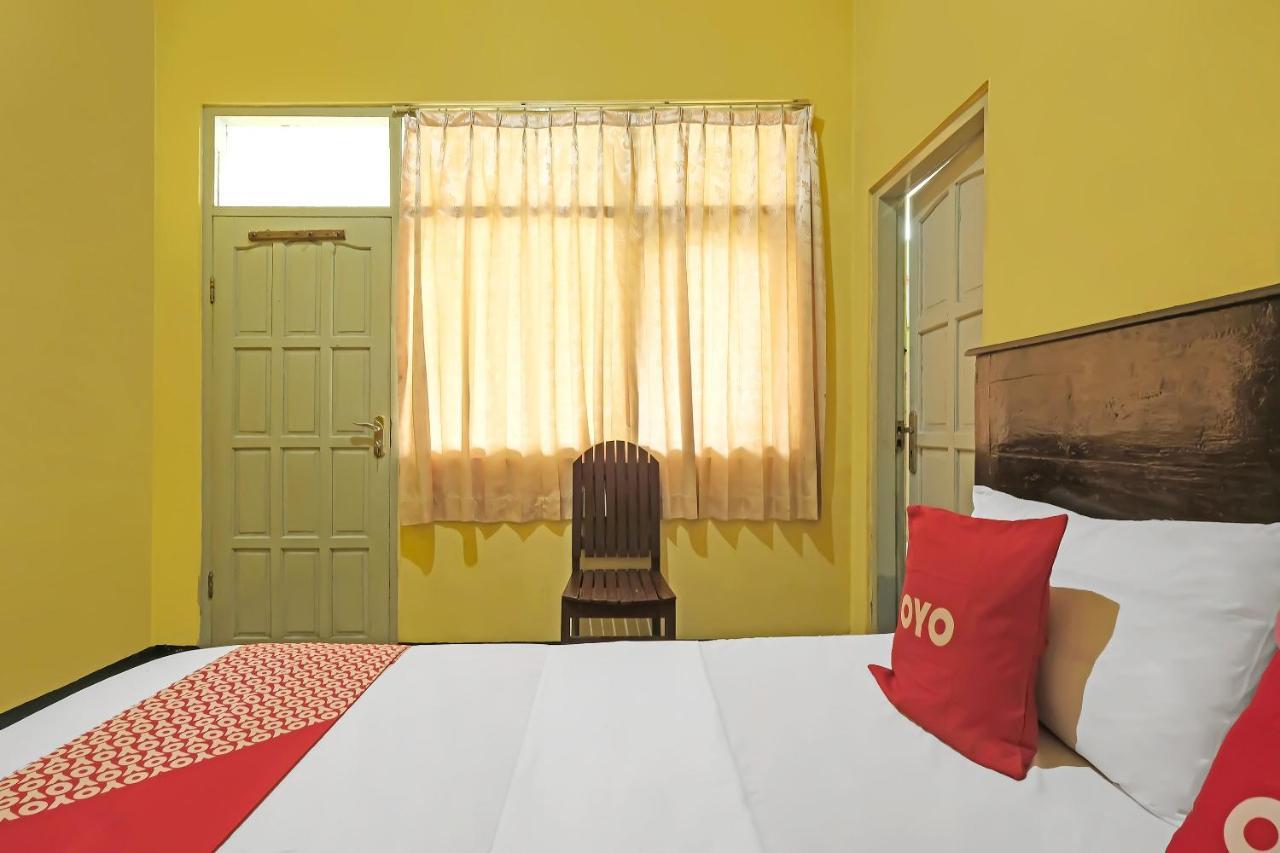 Hotel Oyo 92482 Permata 1