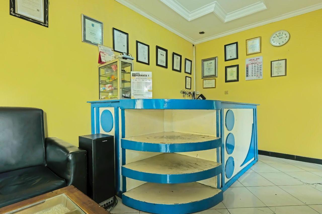Oyo 92482 Permata 1